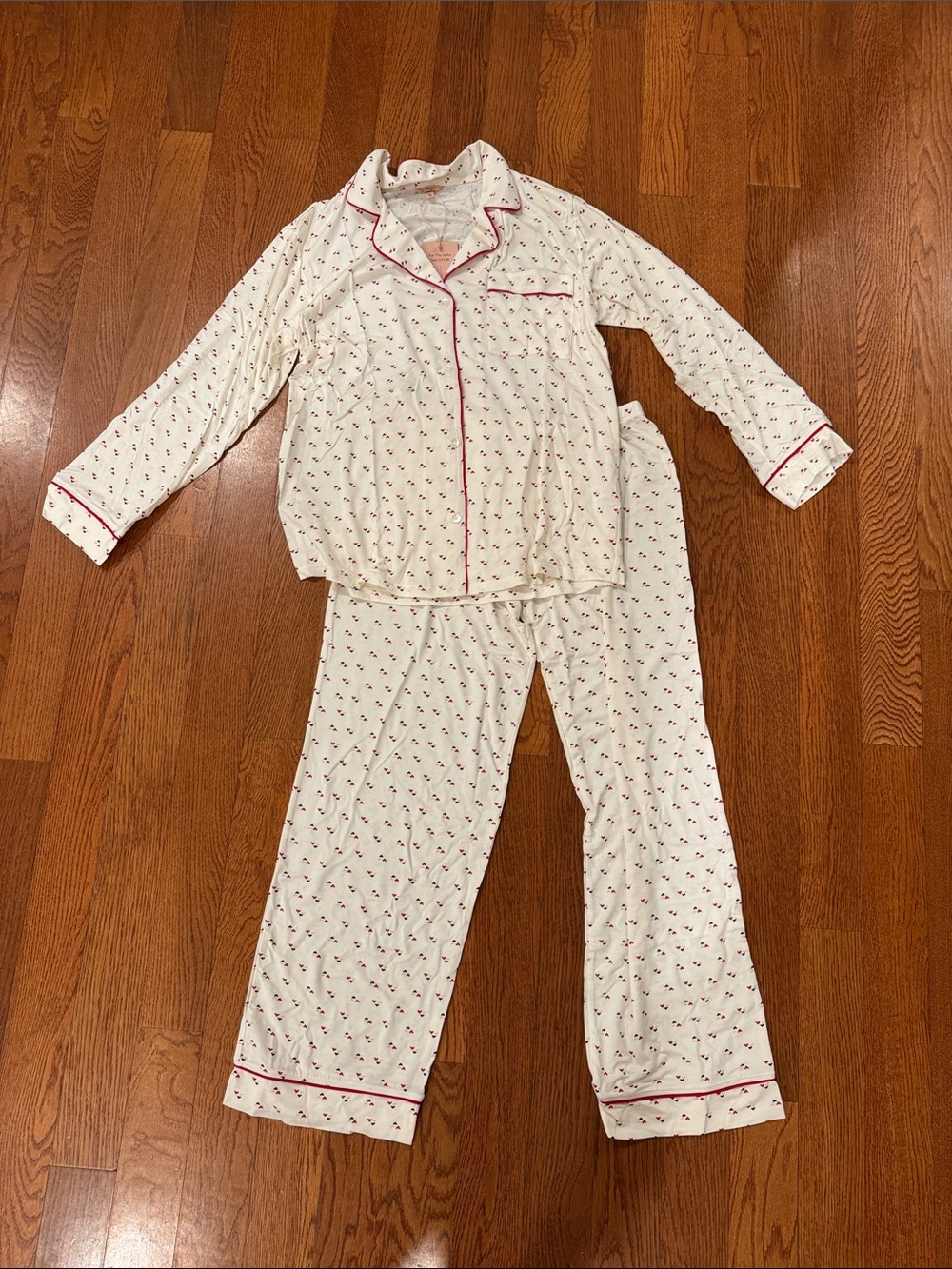 BNWT eberjey long sleeve pajamas with hearts